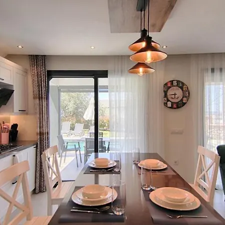 Efe Ovacik Hotel
